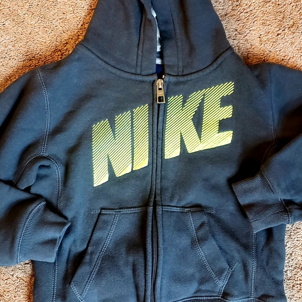 Nike Hooded Sweatshirt